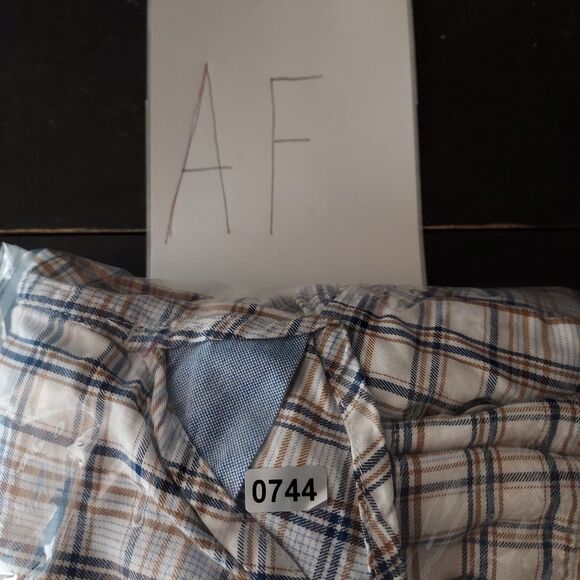 Tommy Hilfiger Plaid Button Down Shirt Men’s Small Long Sleeve Regular Fit - Picture 11 of 11